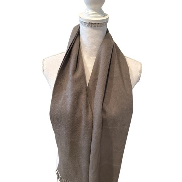 Tess Loriani Milano Fringed Baby Cashmere Scarf Gray - Picture 2 of 5